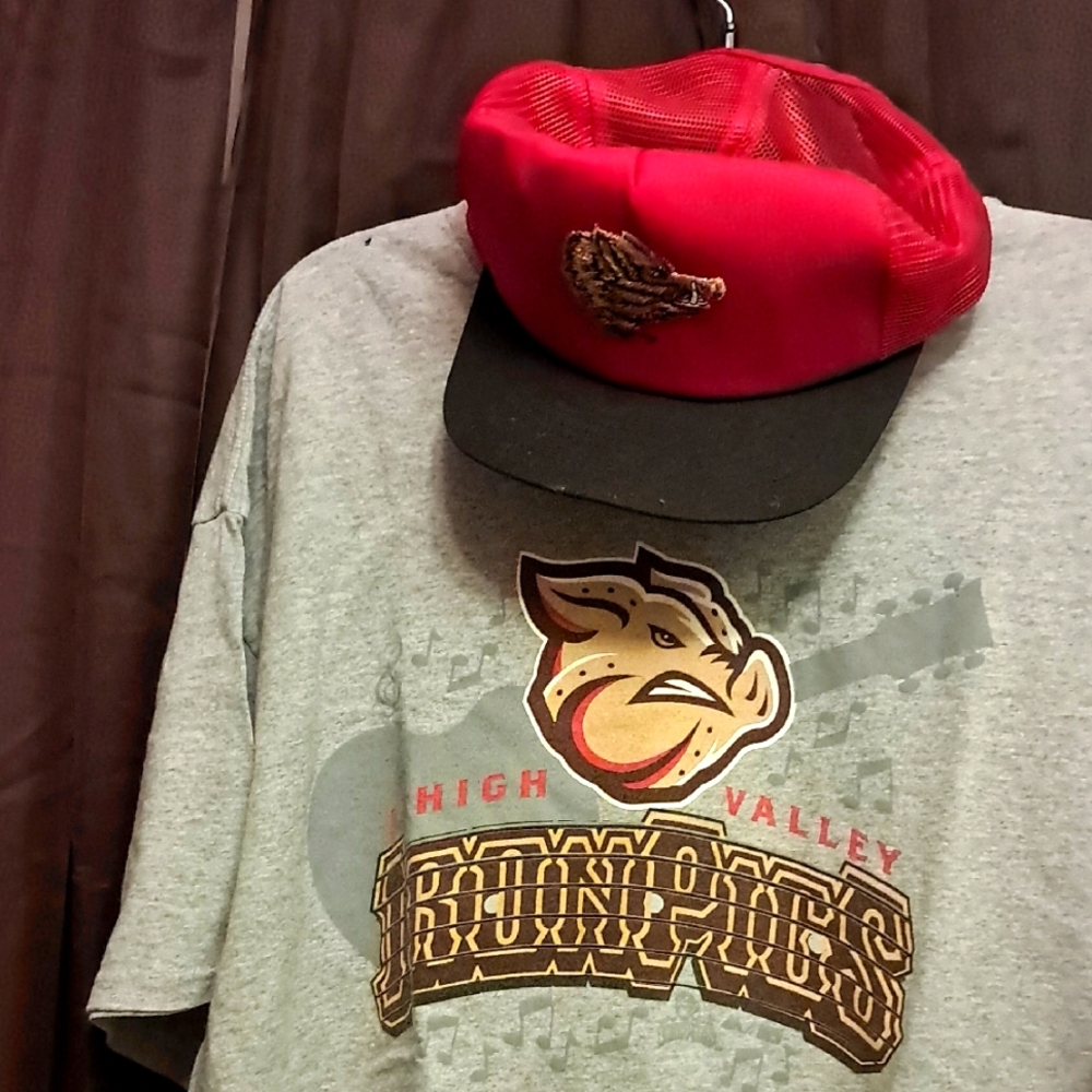 Jersey & Cap - IRON PIGS Leigh Valley Baseball. Cross-posted